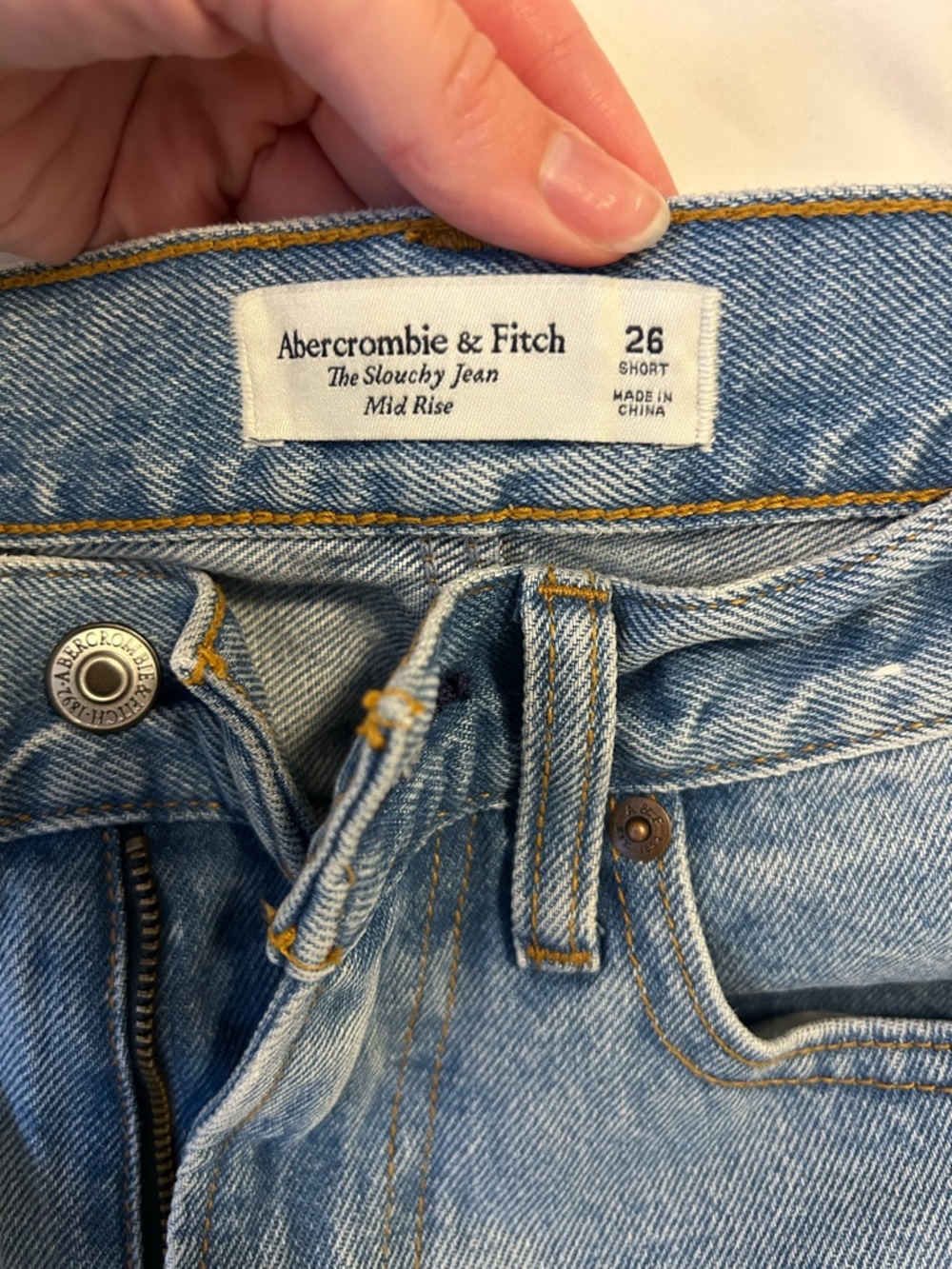 Abercrombie & Fitch Women's Straight Leg Jeans - Medium Blue Wash - Picture 3 of 4